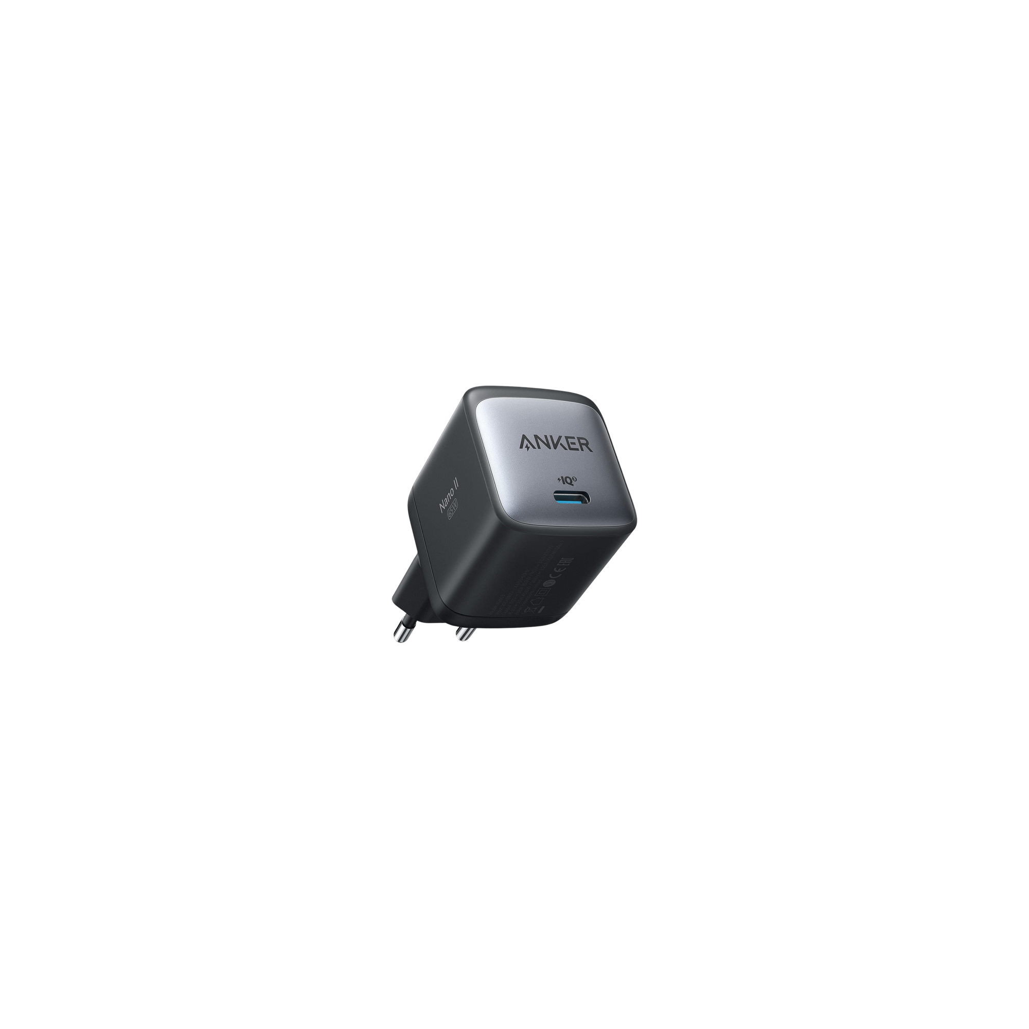 Anker Nano II 65W USB-C-Netzteil in Schwarz, Schr&auml;gansicht mit USB-C-Buchse und Eurostecker